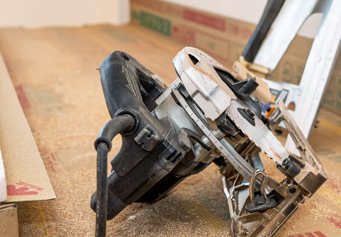 ABOUT US 会社案内